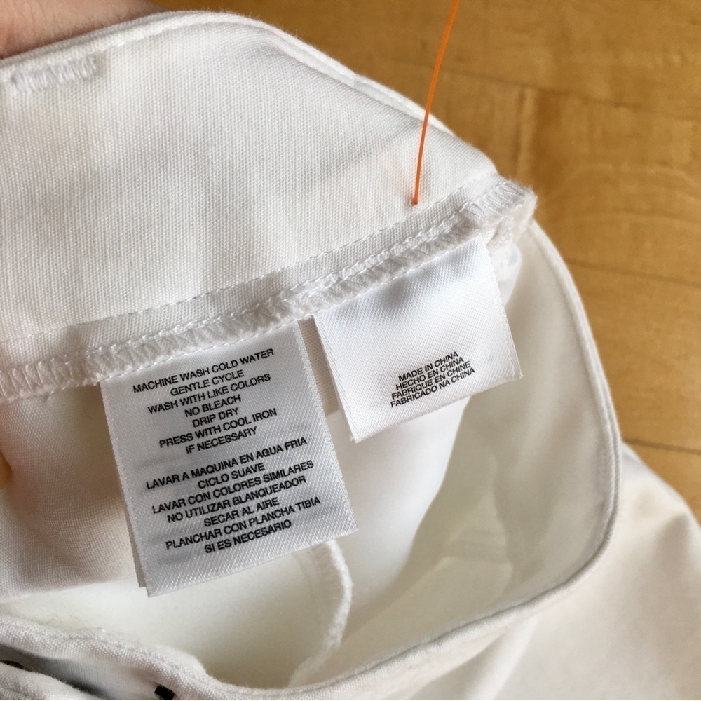 Jones New York High-Rise, Stretch, Straight Leg Capri Pant, White, Size 8 - Picture 7 of 17